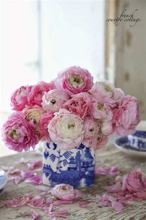 Blue And White Charm French Country Cottage Diy Flowers