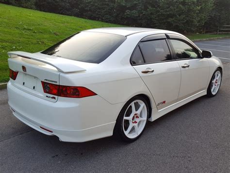 The type r versions derive from the normal honda models. 2002 JDM Honda Accord CL7 2.0 EURO-R K20 220 BHP FRESH ...