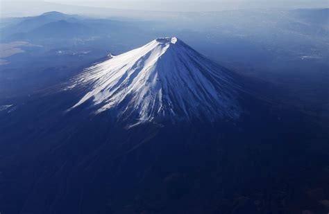 Mount Fuji Volcano Is In A Critical State New Study Warns