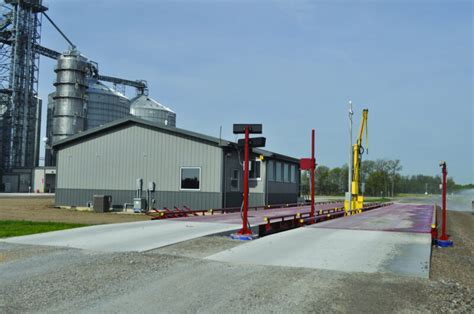 Gerald Grain Center Inc Builds Second Rail Terminal With Loop Track