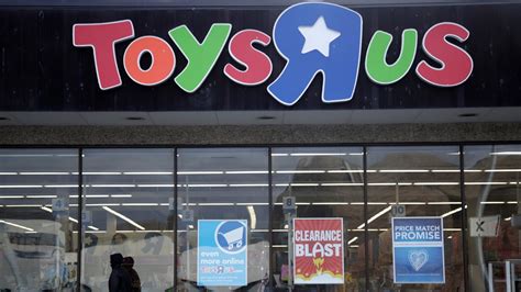 Toys R Us Comeback Toy Shops Coming To 400 Macys Locations Cbs19tv