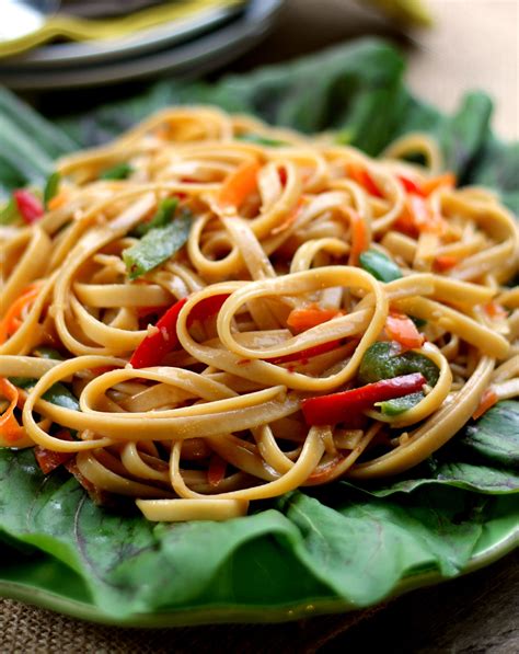 asian-noodle-salad-bunny-s-warm-oven-asian-noodle-salad,-asian-pasta-salads,-asian-pasta