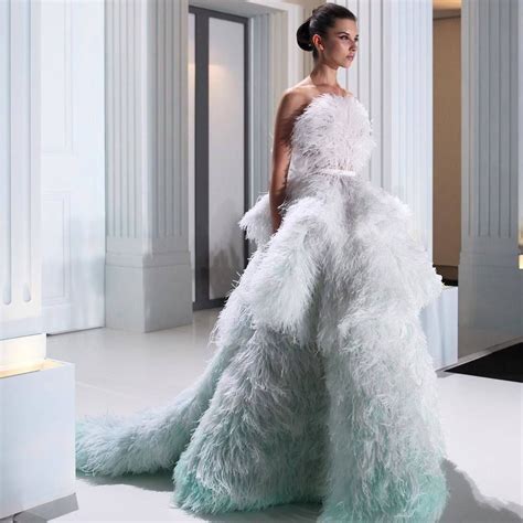 35 Ostrich Feather Wedding Dresses For The Couture Bride Gowns
