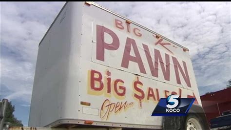 Police K 9s Catch Suspects Stealing Guns From Pawn Shop