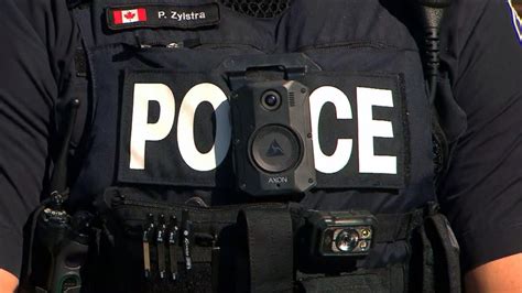 Toronto Police At 31 Division To Start Wearing Body Cameras This Week Ctv News