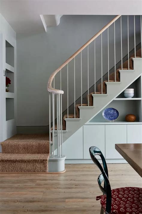 10 Staircase For Small Spaces Designs