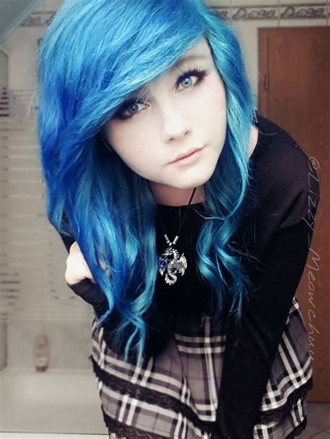 40 Awesome Emo Hairstyles Ideas For Girls To Try Cute Emo Girls Cute