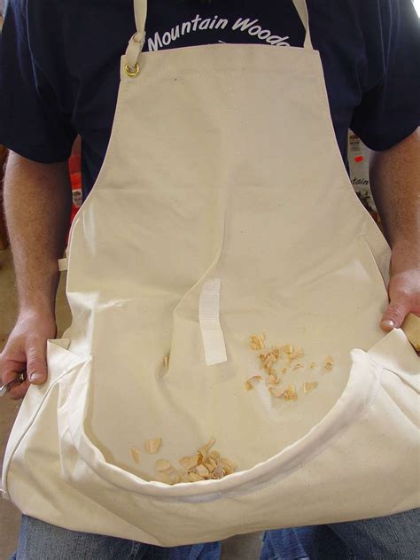 12 Amazing Wood Carving Apron Collection Schnitzen