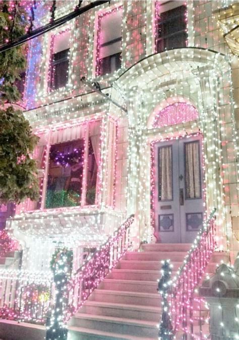 ♥︎ Superficial ♥︎ Pink Christmas Pink Christmas Decorations Outdoor Christmas Lights