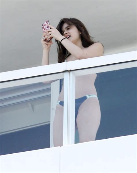Hailee Steinfeld Nude And Sexy Photos The Fappening