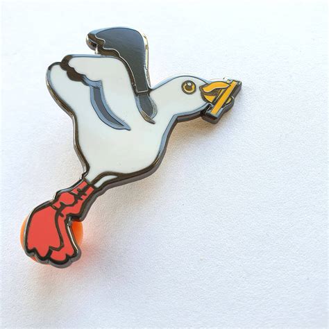 Chip Thief Seagull Enamel Pin By Feltmeupdesigns