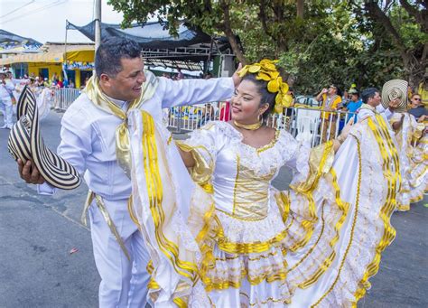 los 25 bailes típicos de colombia más populares 2024