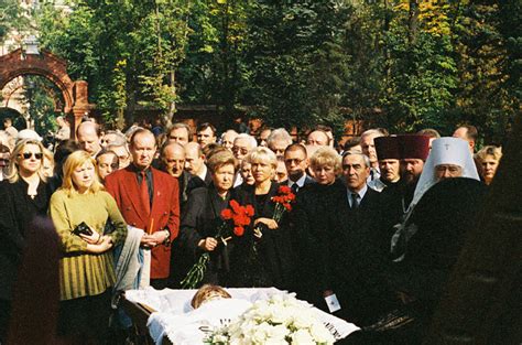 In reagan and gorbachev, jack f. Могилы знаменитостей. Московский некрополь. Горбачева ...