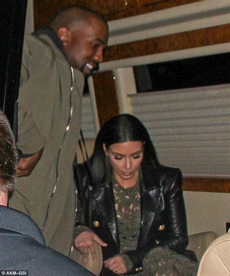 Kim Kardashian And Kanye West Join Vogues Anna Wintour For Dinner