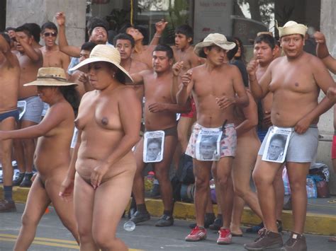 Mujeres Pilladas En La Calle Desnudas Hot Naked Babes 33019 Hot Sex