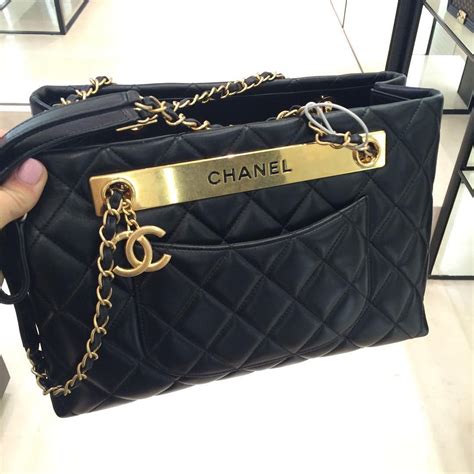 A Closer Look Chanel Trendy Cc Shoulder Bag Bragmybag