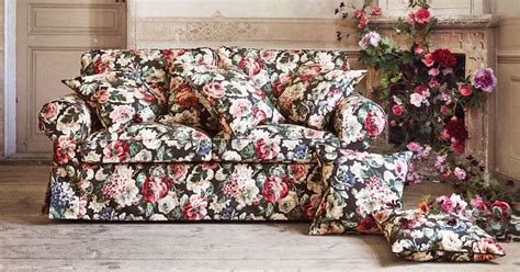 20 Floral Sofas In Style