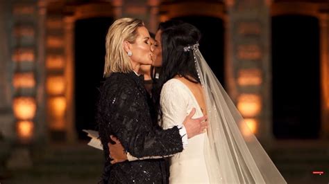 Uswnts Ashlyn Harris And Ali Krieger Seal Their Vows With A Kiss After Being Married On