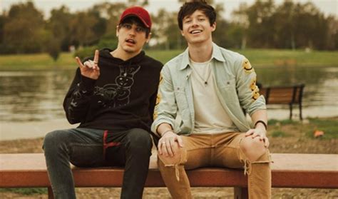 Youtube Ghost Hunters Sam And Colby Release Debut Ya Novel Paradise