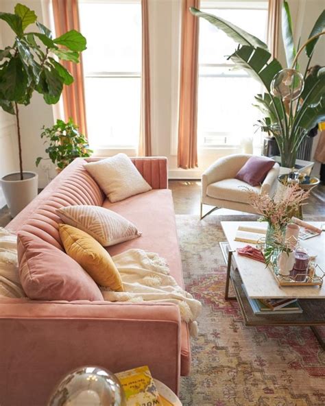 Step Outside Of The Comfort Zone Pink Sofa Living Room Ideas Decoholic