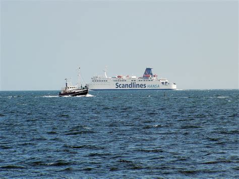 Gambar Pantai Lautan Kendaraan Kapal Kargo Feri Swedia Saluran