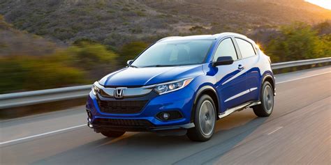 Honda's smallest crossover will be completely redesigned for the 2023 model year and is expected to debut before the end of 2022. 2020 Honda HR-V Review, Pricing, and Specs