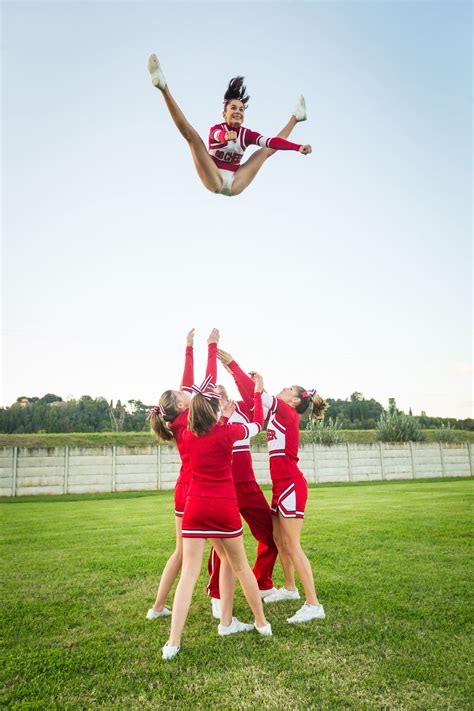 Cheerleading Cheers And Chants To Pep Up Your Team Sports Aspire