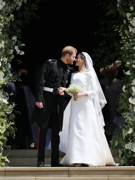 Newlyweds greeted by 100,000 on tour of windsor. Prince Harry and Meghan Markle Wedding Pictures | POPSUGAR ...