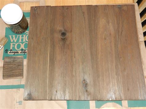 Rustic barnwood ceiling & wall planks. A Lapin Life: Barn-Wood Ceiling Medallion...You Can Make ...
