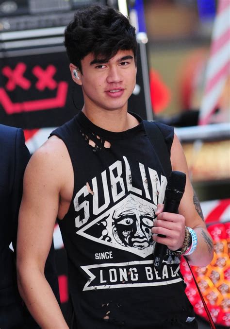 Calum Hood Picture 6 5 Seconds Of Summer Perform Live On The Today Show