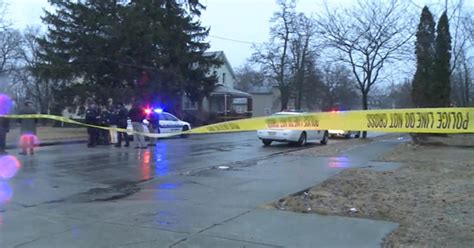 Police Investigate Triple Homicide In Fort Wayne Indiana Cbs News