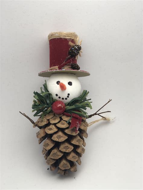 Pinecone snowman  Pomme de pin noël, Decoration noel, Décoration noel