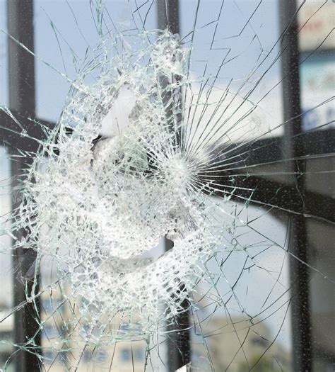 3 Causes Of Cracked Or Broken Windows And How To Fix Them