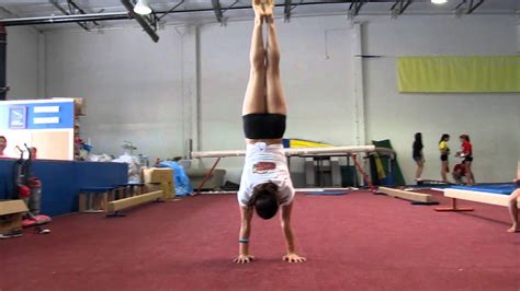 Handstand Hold Minute And Thirty Seconds Youtube