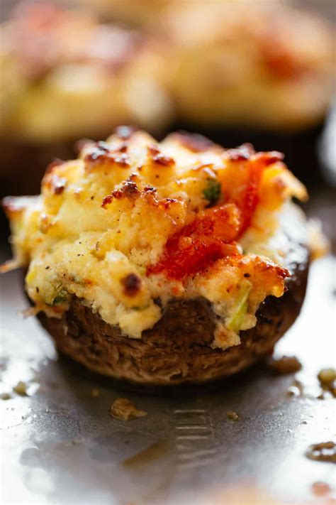 Preheat oven to 375 °f. Crab dip stuffed mushrooms with cream cheese | Crab ...