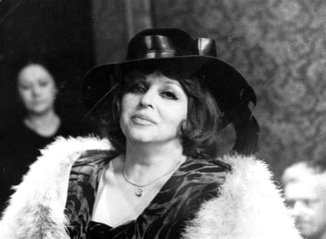 She performed in more than thirty films from 1953 to 1991. Ukazała się nowa biografia Kaliny Jędrusik - Polskie Muzy