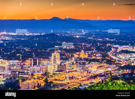 Roanoke Virginia Usa Downtown Skyline At Dusk Stock Photo Alamy