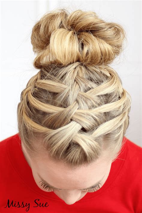 Alyson alconis of the beauty vanity teaches you how to create a messy double braid that will take you a messy double braid is an effortless hairstyle that you can do in just a few easy steps. Braid 14-Triple French Braid Double Waterfall