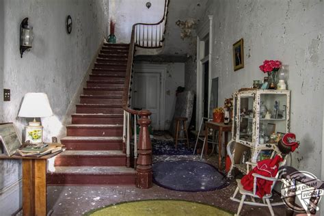 Blake house, former home to several uc berkley presidents, has been abandoned since 2008. Eerie Mississippi: Peek Inside the Abandoned Home of a ...