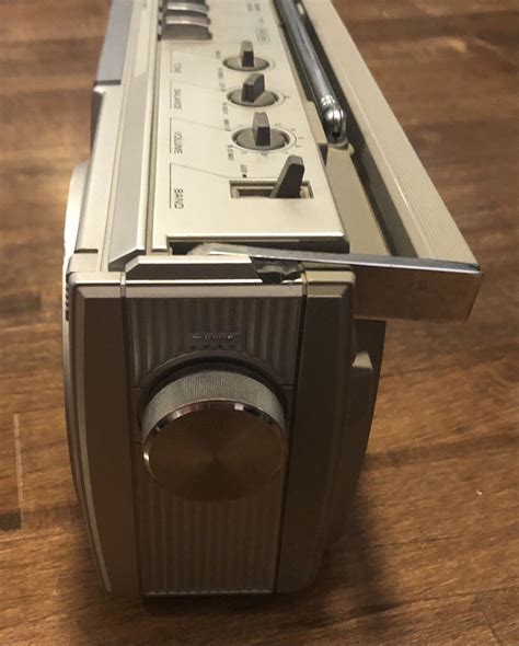 Vintage PANASONIC RX F5 Ambience Boombox AM FM Cassette Recorder Ghetto