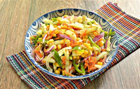 Овощной салат с кукурузой и морковкой по-корейски Картинка - Овощной салат с кукурузой и морковкой по-корейски