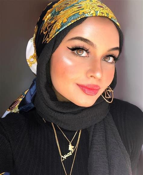 1758 Likes 15 Comments Hijabi Trendy Hijabitrendy On Instagram