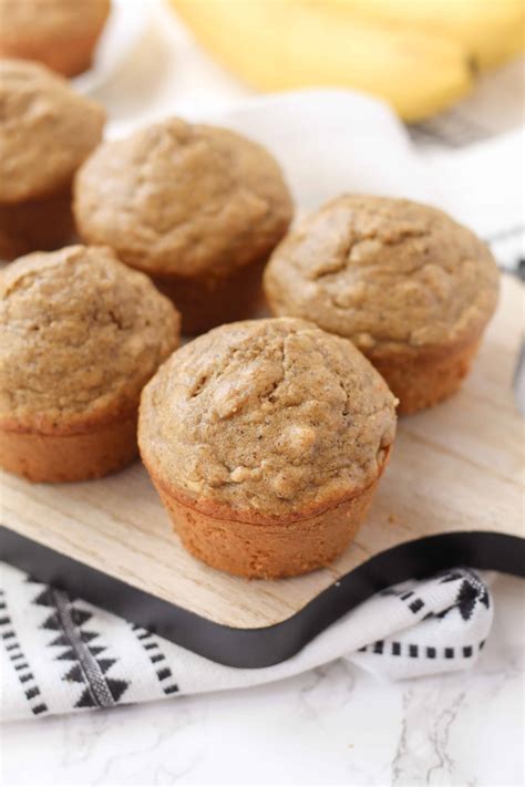 Banana Nut Oat Muffins (gluten-free, dairy-free, low sugar) - Mile High Mitts