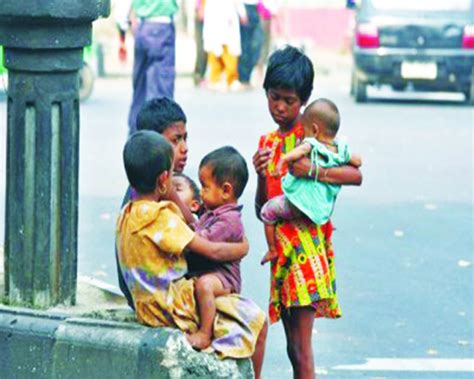 Street Connected Kids In Pandemics Shadow