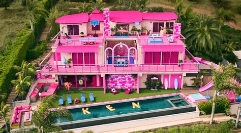 Airbnb Offers Stays In Barbies Malibu Dreamhouse