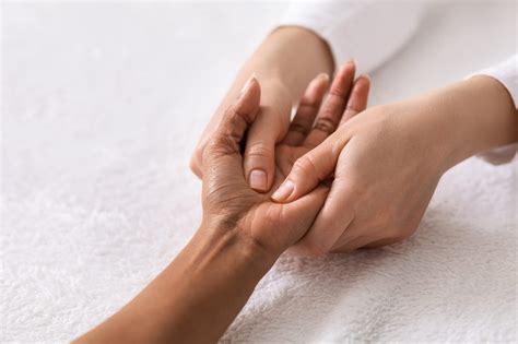 Acupuncture Decreases Side Effects Of Chemo Therapy Balance Within