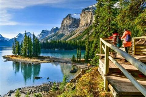 40 Best Places To Visit In Canada With Photos For 2023 Vacay