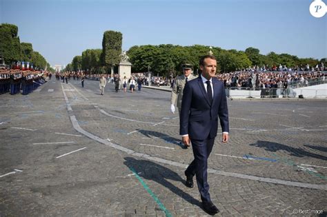 Emmanuel Macron Président De La République Défilé Militaire Du 14 Juillet Sur Les Champs