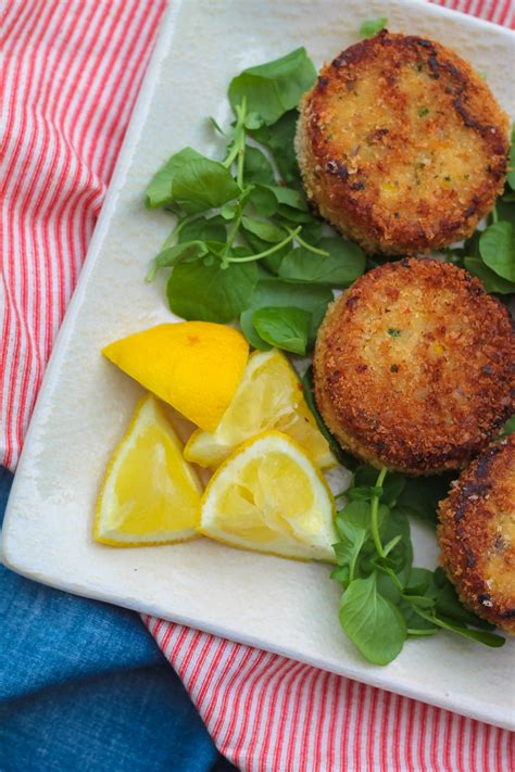 Quick And Easy Fish Cakes Using Frozen Fish