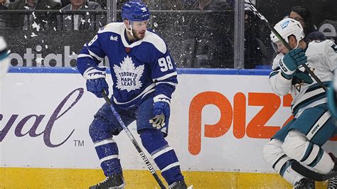 Victor Mete Thanks Maple Leafs Fans For Support After Grandfathers